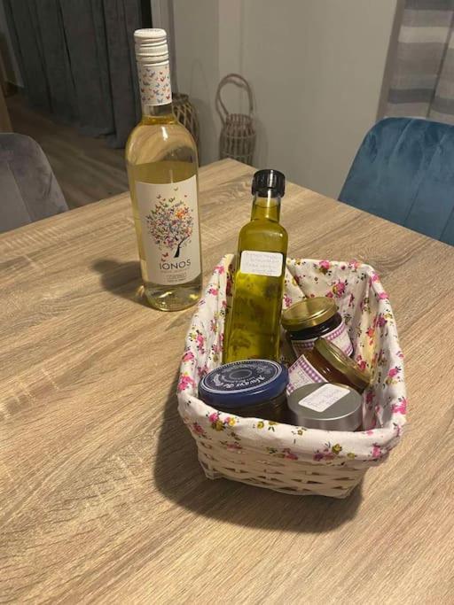 Ηλιόλουστη Βίλα της Δήμητρας Βίλα Mirsinochori Εξωτερικό φωτογραφία